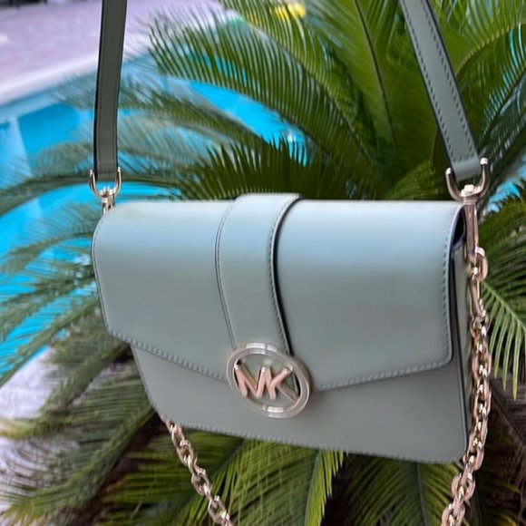 Michael Kors Carmen Medium Monogram Flap Crossbody Convertible Shoulder Bag - Picture 3 of 16